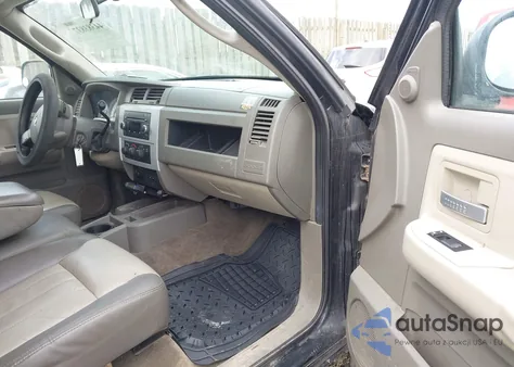 2009 Dodge Dakota Laramie z USA, uszkodzony, nr VIN 1D7HW58P99S721750